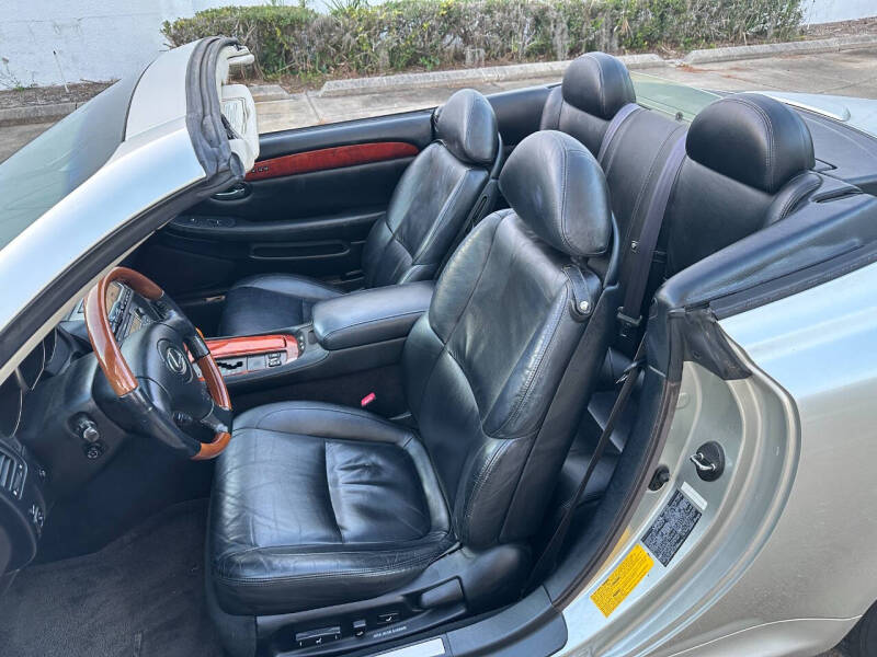 2002 Lexus SC 430