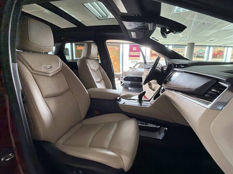 2017 Cadillac XT5 Premium Luxury