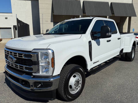 2025 Ford F-350 Super Duty XLT