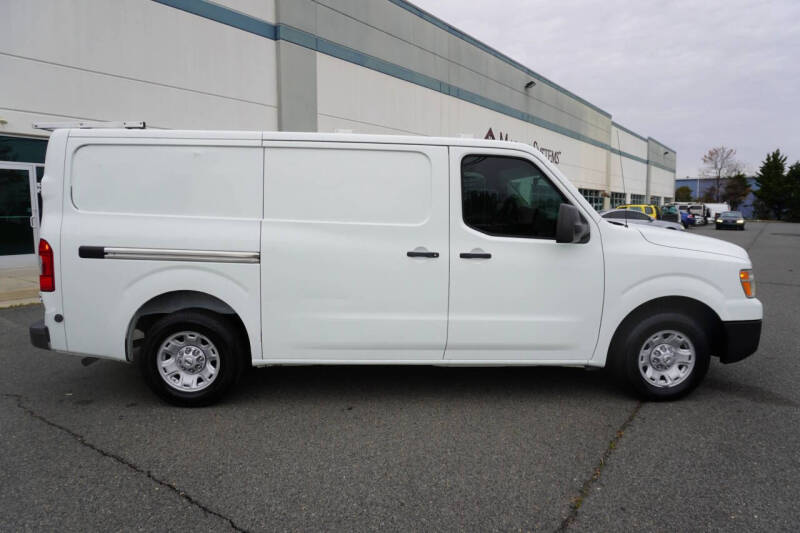 2017 Nissan NV