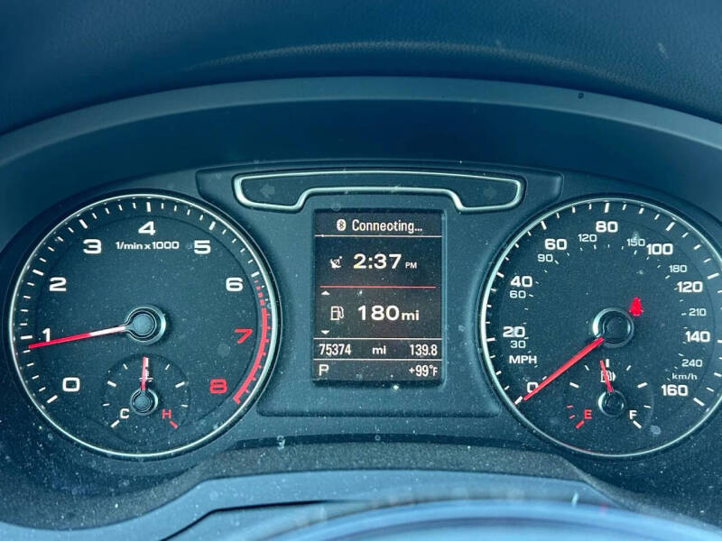 2015 Audi Q3 2.0T quattro Prestige