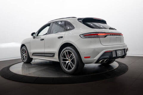 2022 Porsche Macan S