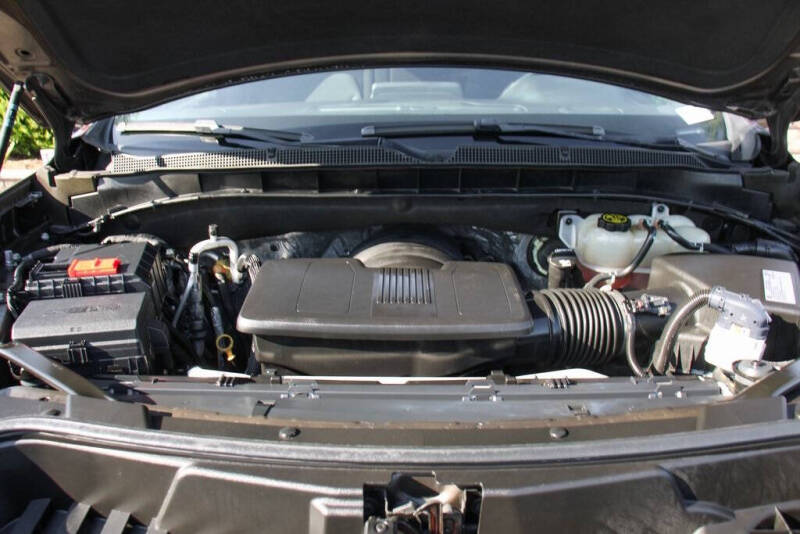 2021 Chevrolet Suburban LS