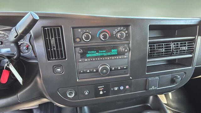 2024 GMC Savana 2500