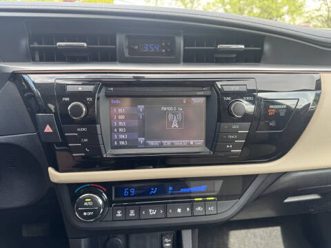 2015 Toyota Corolla LE