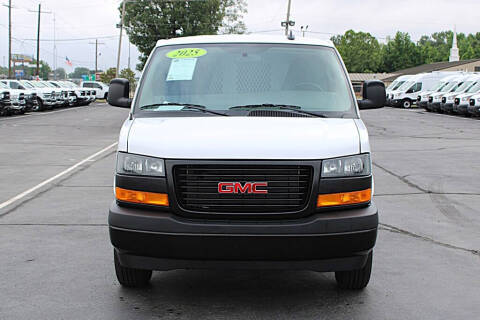 2025 GMC Savana 2500