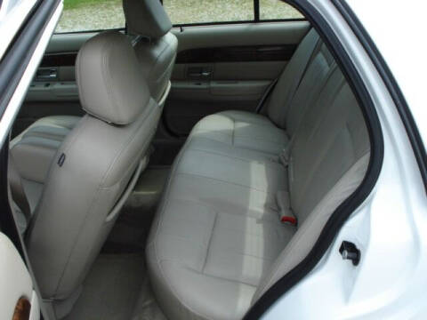 2010 Mercury Grand Marquis LS