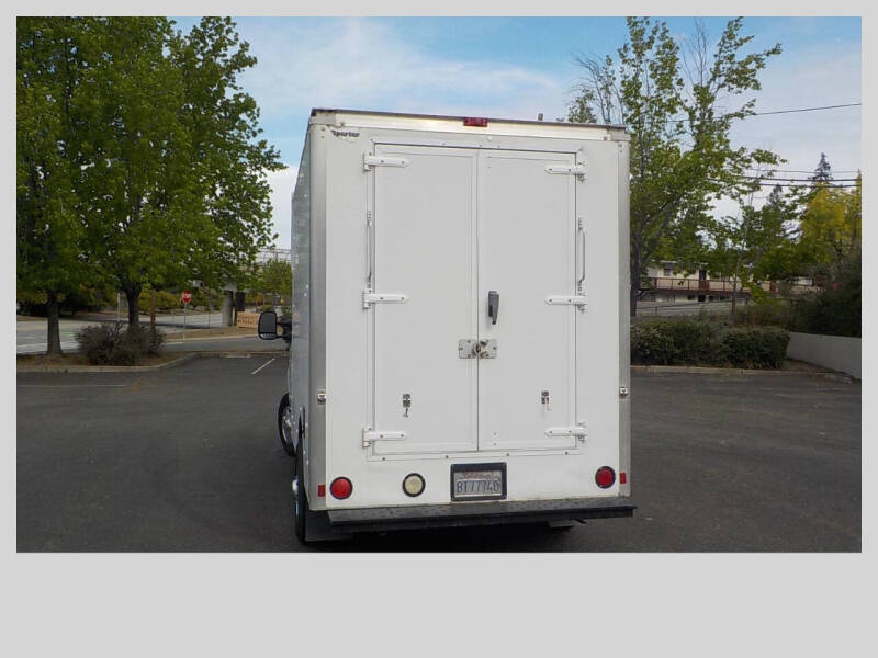 2009 Ford E-Series E-350 SD