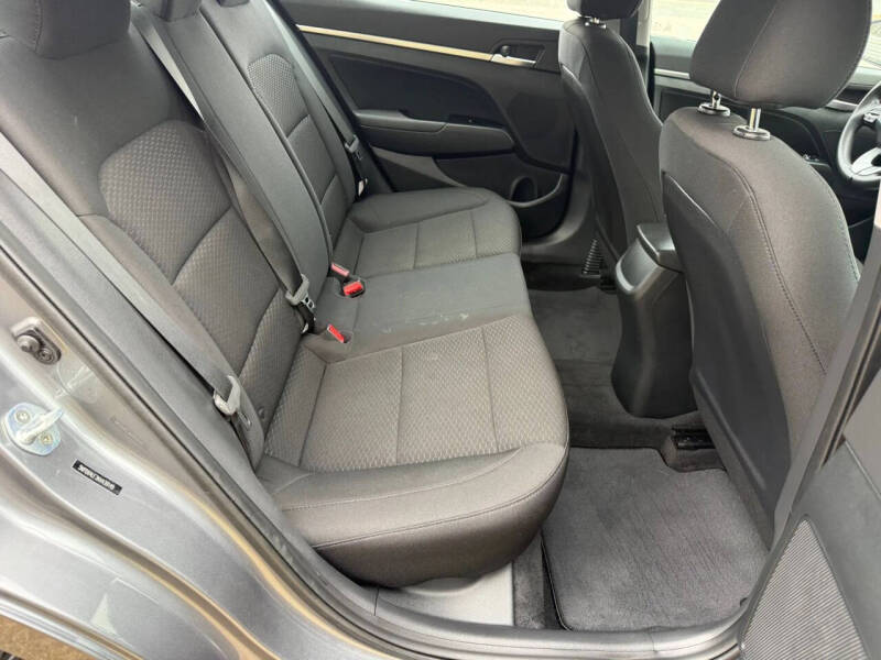 2019 Hyundai Elantra