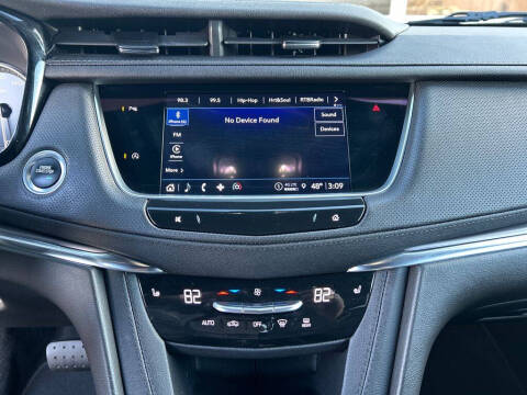 2023 Cadillac XT5 Luxury