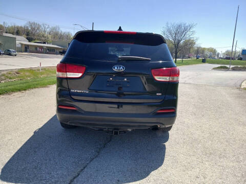 2016 Kia Sorento LX