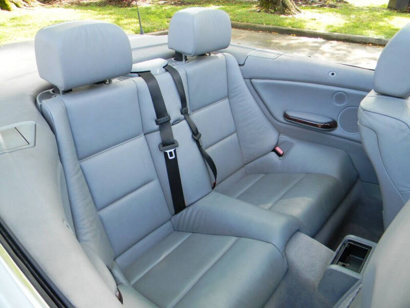 2002 BMW 3 Series Base photo 21