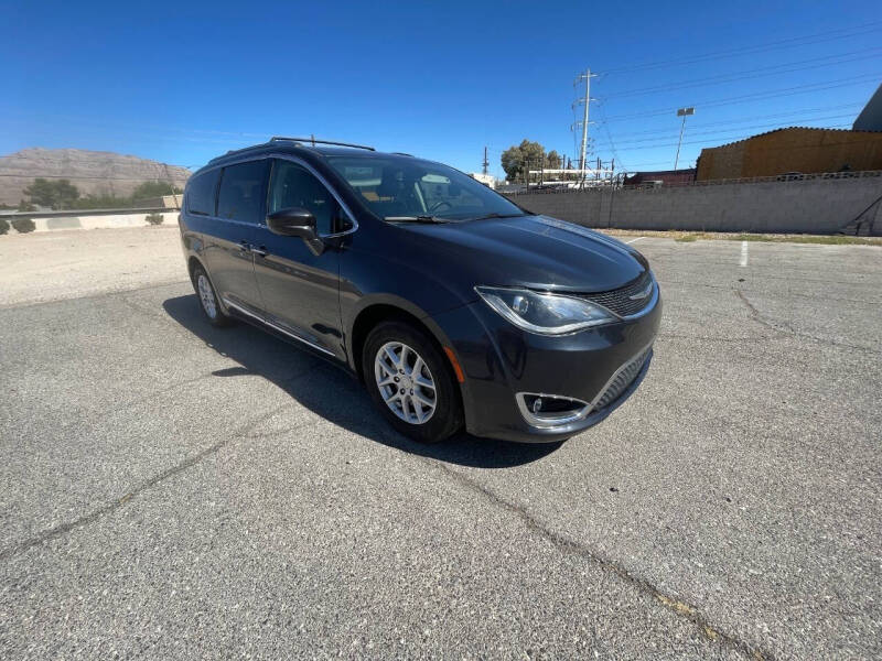 2020 Chrysler Pacifica Touring L