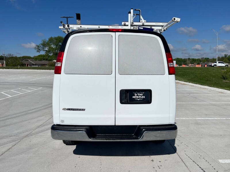 2019 Chevrolet Express 2500