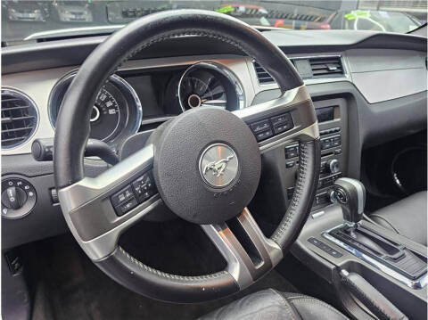 2014 Ford Mustang V6 Premium