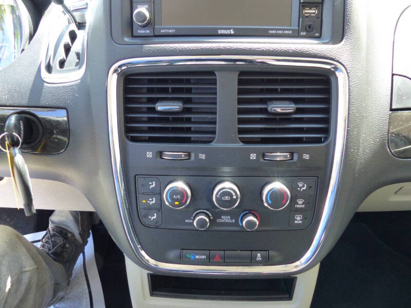 2019 Dodge Grand Caravan SE