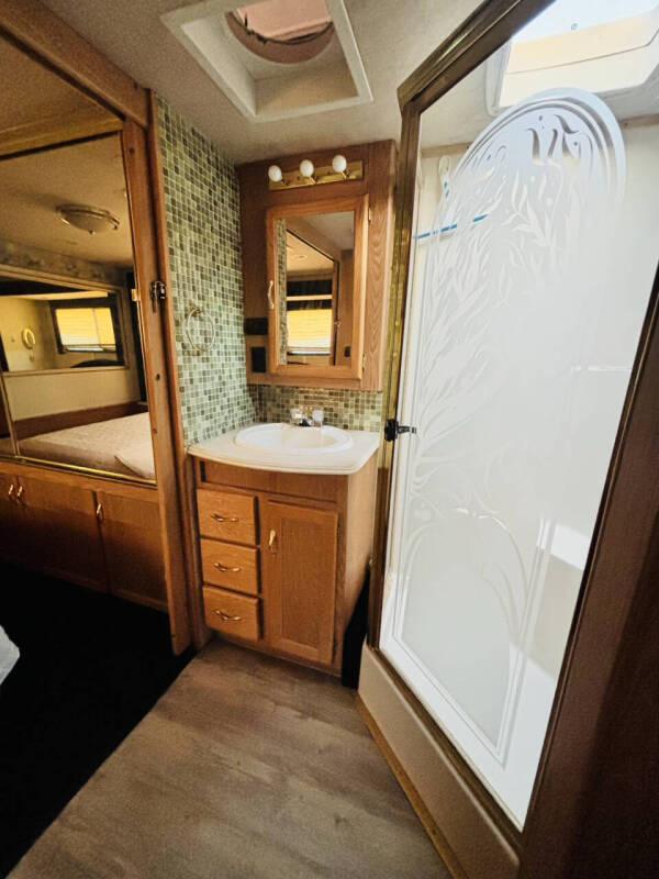 2004 National RV Sea Breeze