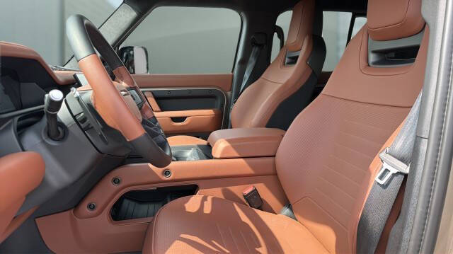 2026 Land Rover Defender