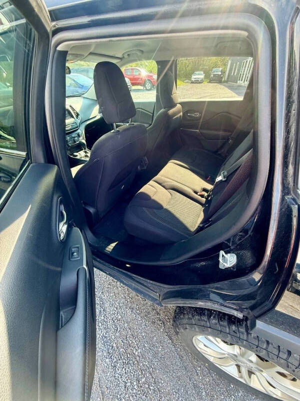 2019 Jeep Cherokee Latitude