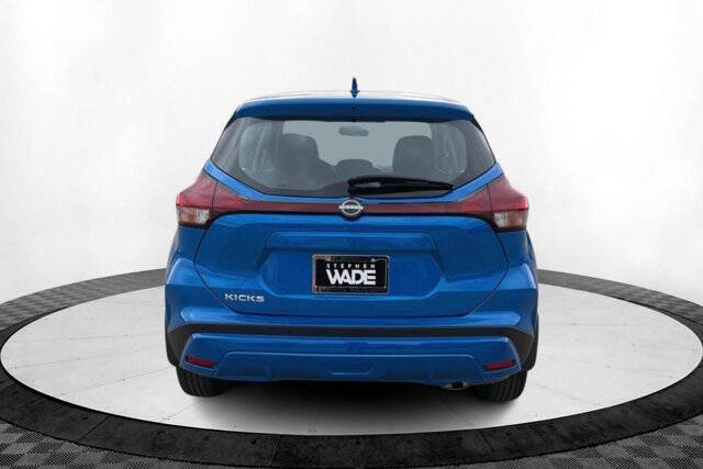 2025 Nissan Kicks Play S