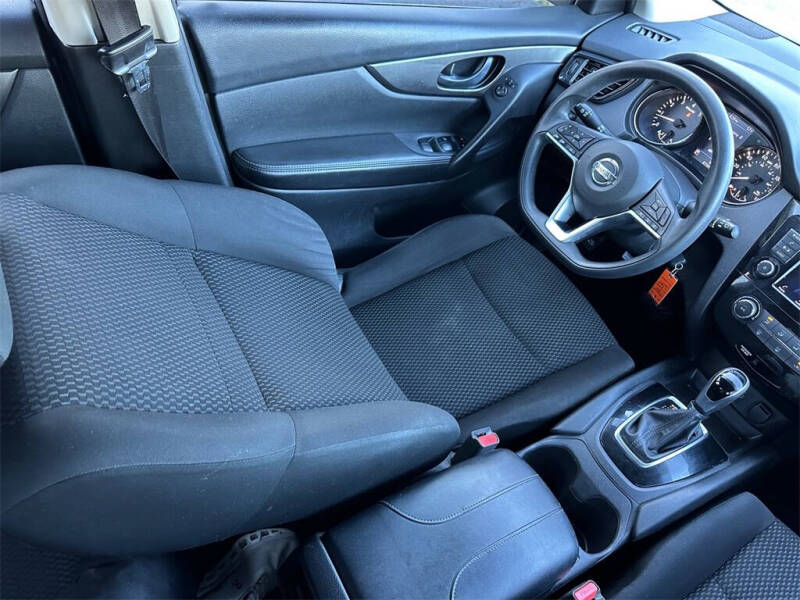 2019 Nissan Rogue Sport S