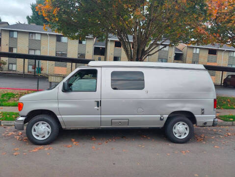 2003 Ford E-Series E-250 SD