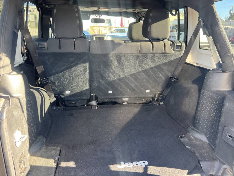 2016 Jeep Wrangler Unlimited Rubicon Hard Rock