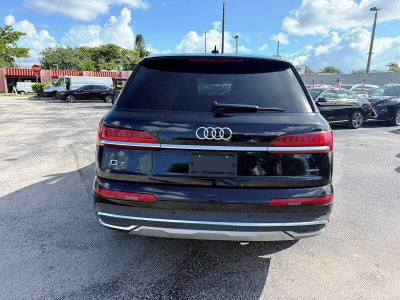 2021 Audi Q7 quattro Premium Plus 55 TFSI