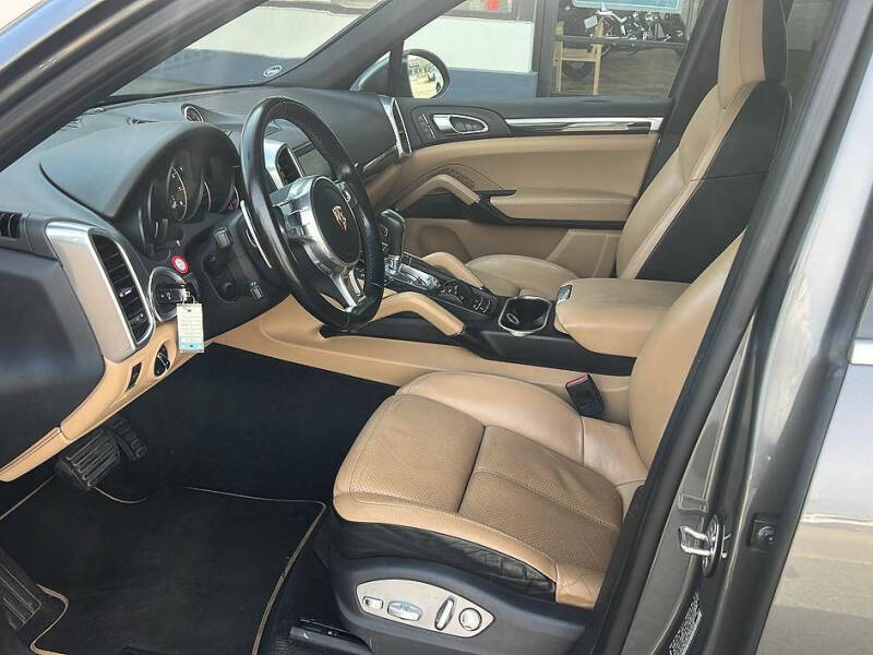 2014 Porsche Cayenne