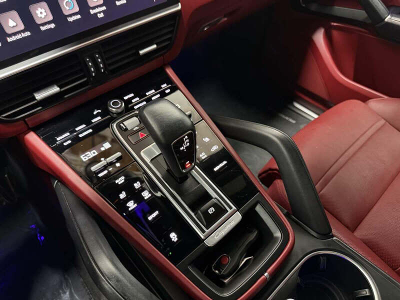 2022 Porsche Cayenne