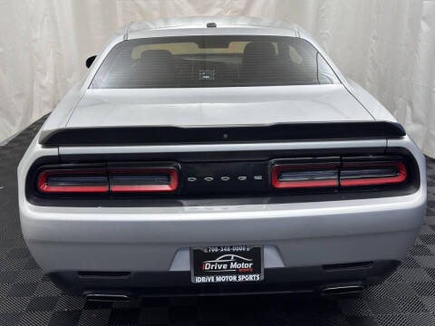 2019 Dodge Challenger SXT
