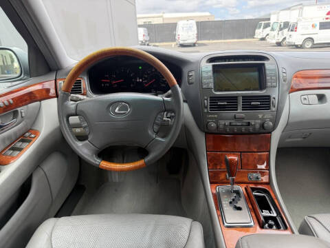 2003 Lexus LS 430