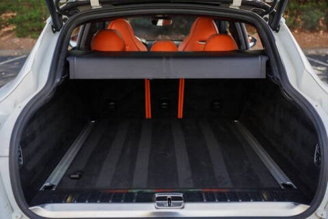 2022 Aston Martin DBX