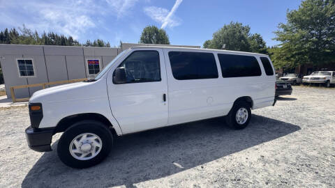 2011 Ford E-Series E-350 SD XLT