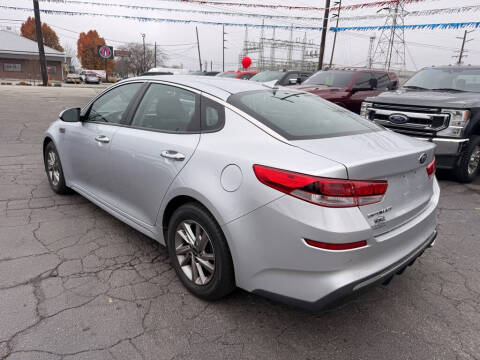 2019 Kia Optima LX