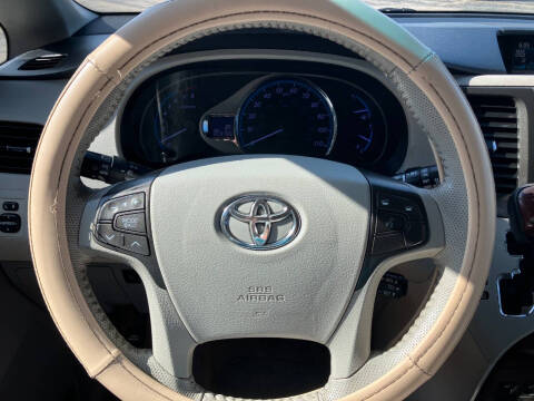 2012 Toyota Sienna Limited 7-Passenger