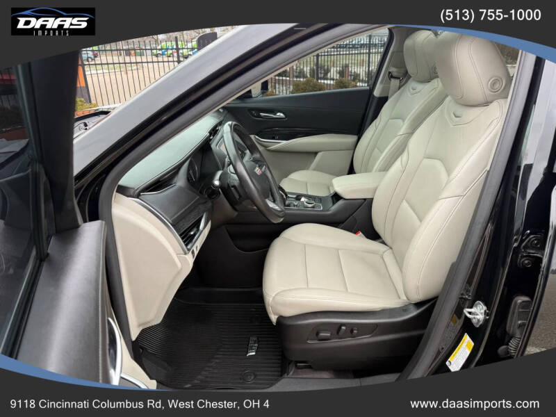 2020 Cadillac XT4 Premium Luxury