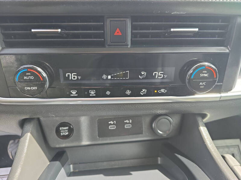 2024 Nissan Rogue SV