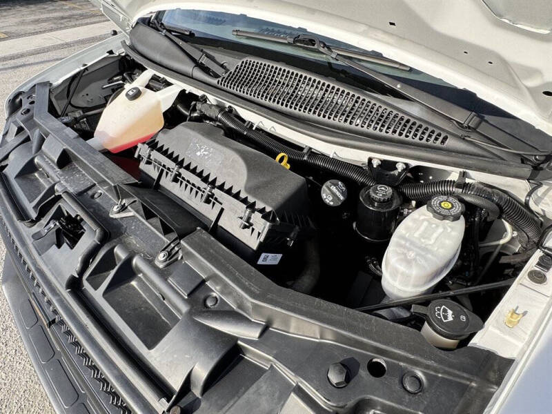 2021 Chevrolet Express 2500