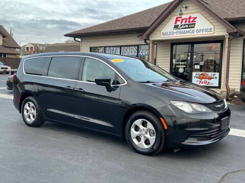 2017 Chrysler Pacifica LX