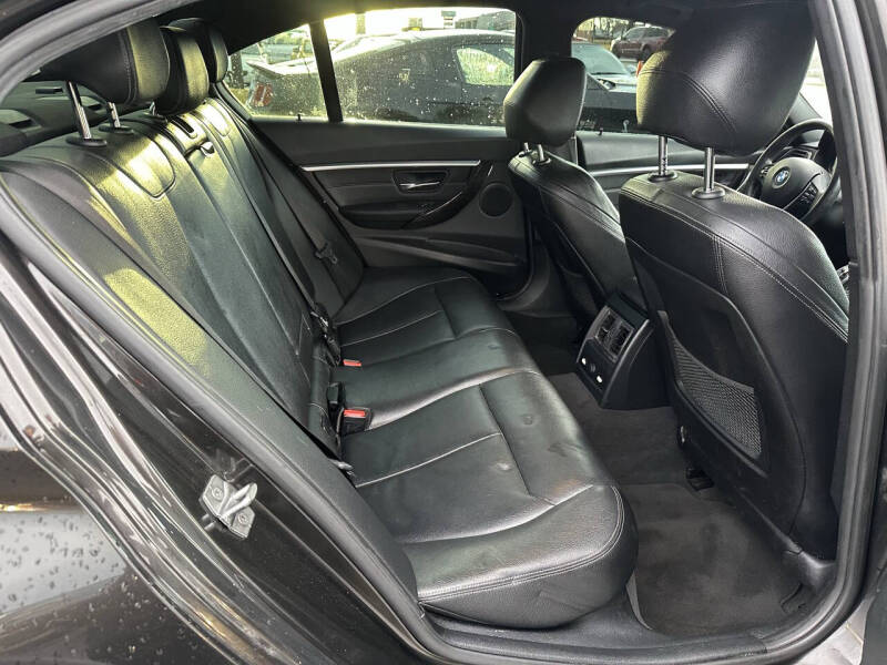 2017 BMW 3 Series 330i xDrive