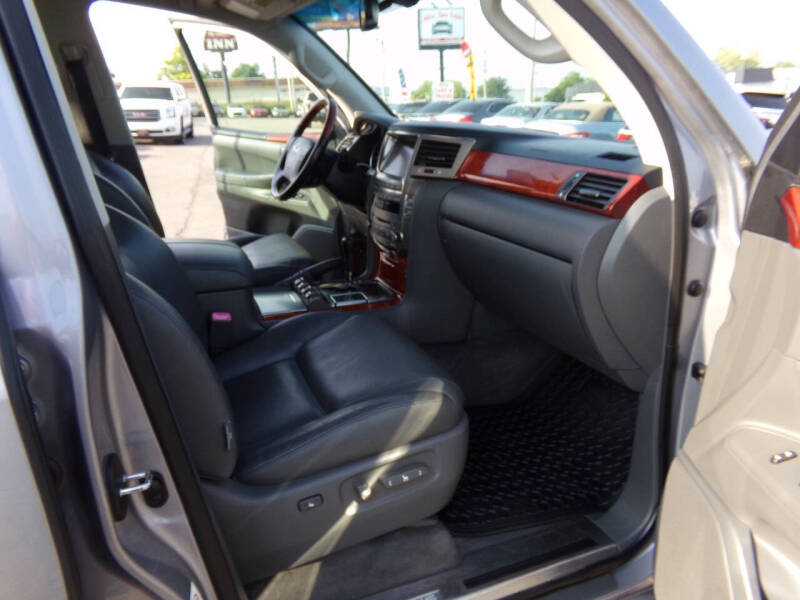 2008 Lexus LX 570