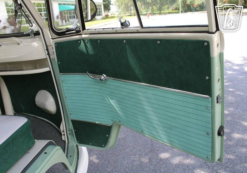 1974 Volkswagen Samba