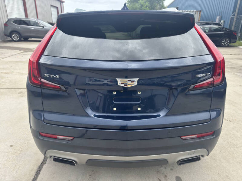 2020 Cadillac XT4 Premium Luxury