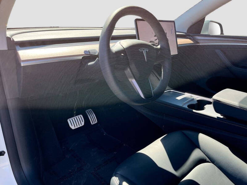 2024 Tesla Model Y Performance