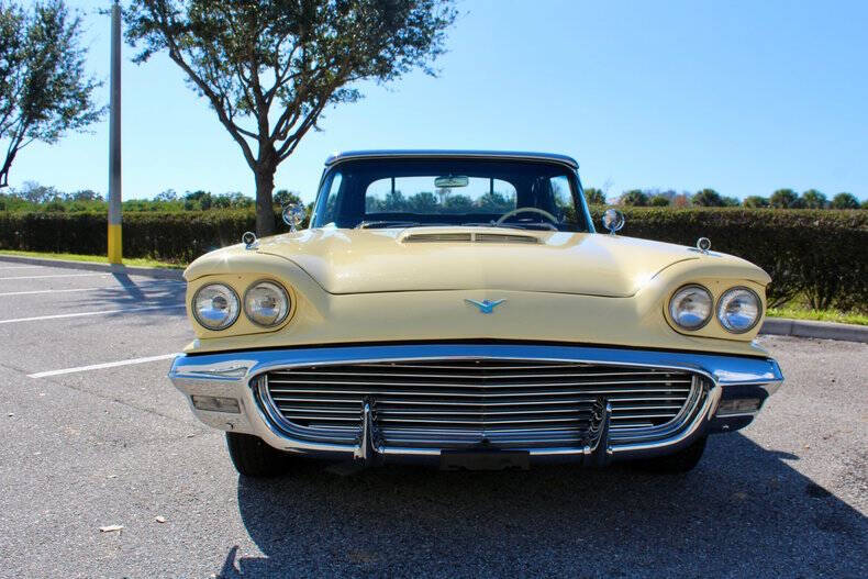 1959 Ford Thunderbird