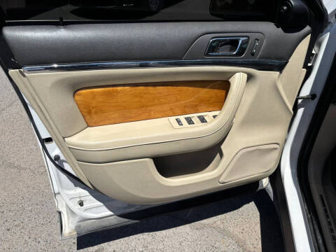 2012 Lincoln MKS