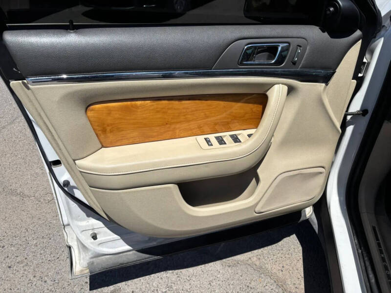 2012 Lincoln MKS