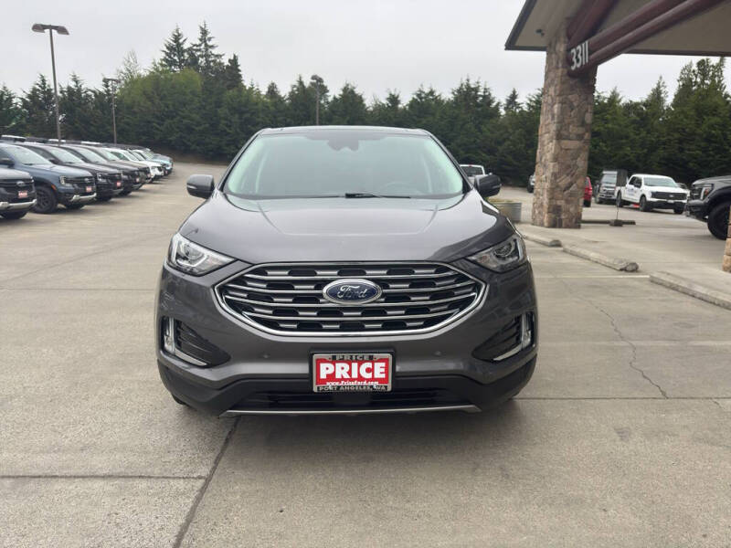2022 Ford Edge Titanium