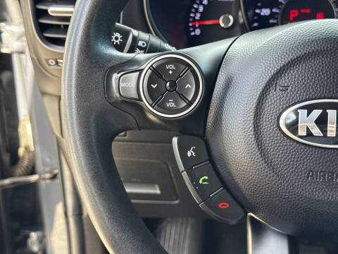 2015 Kia Soul +